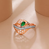 Glistening Honeycomb Dewdrop Diamond Ring