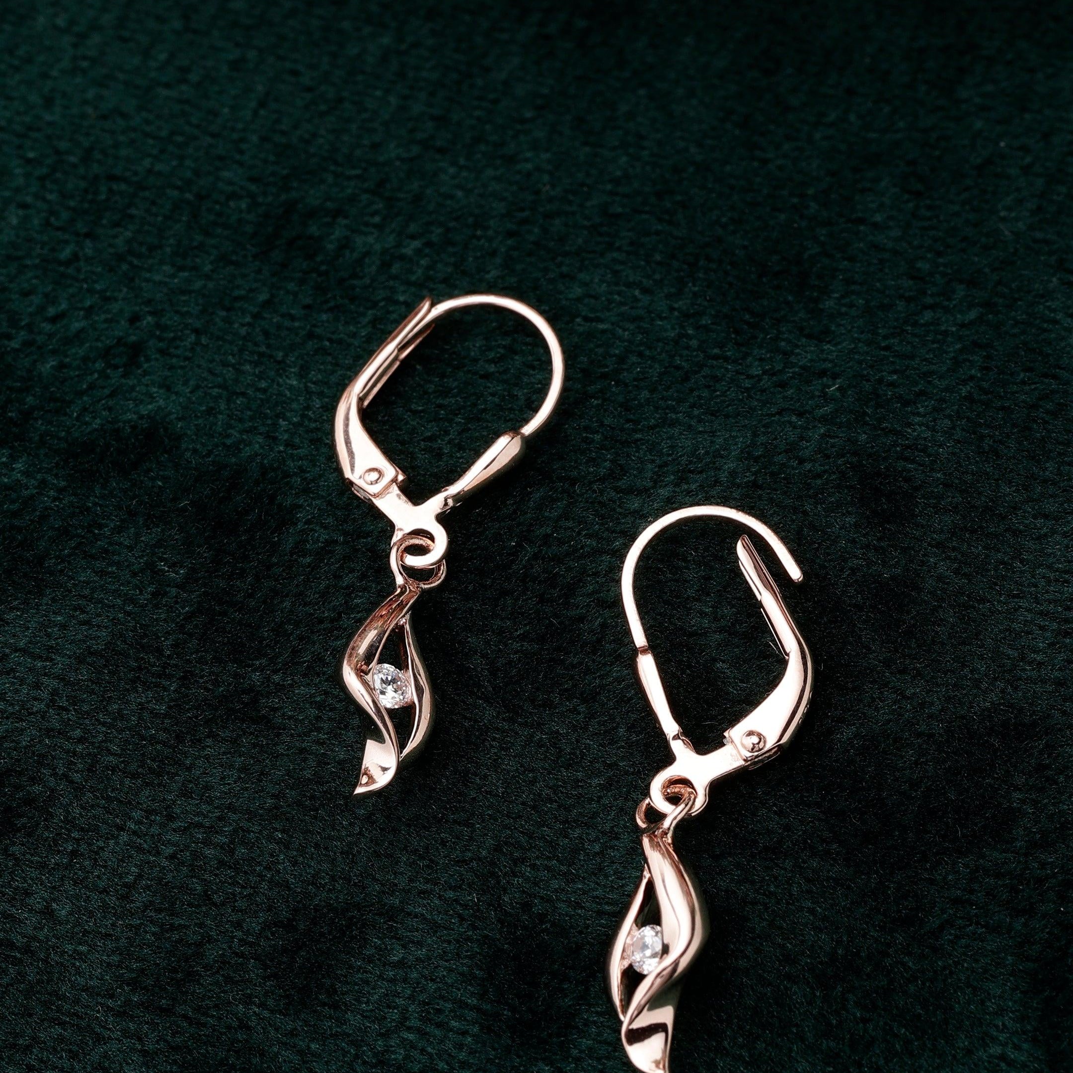 Enigmatic Eye-Shaped Silver Earrings - Diavo Jewels