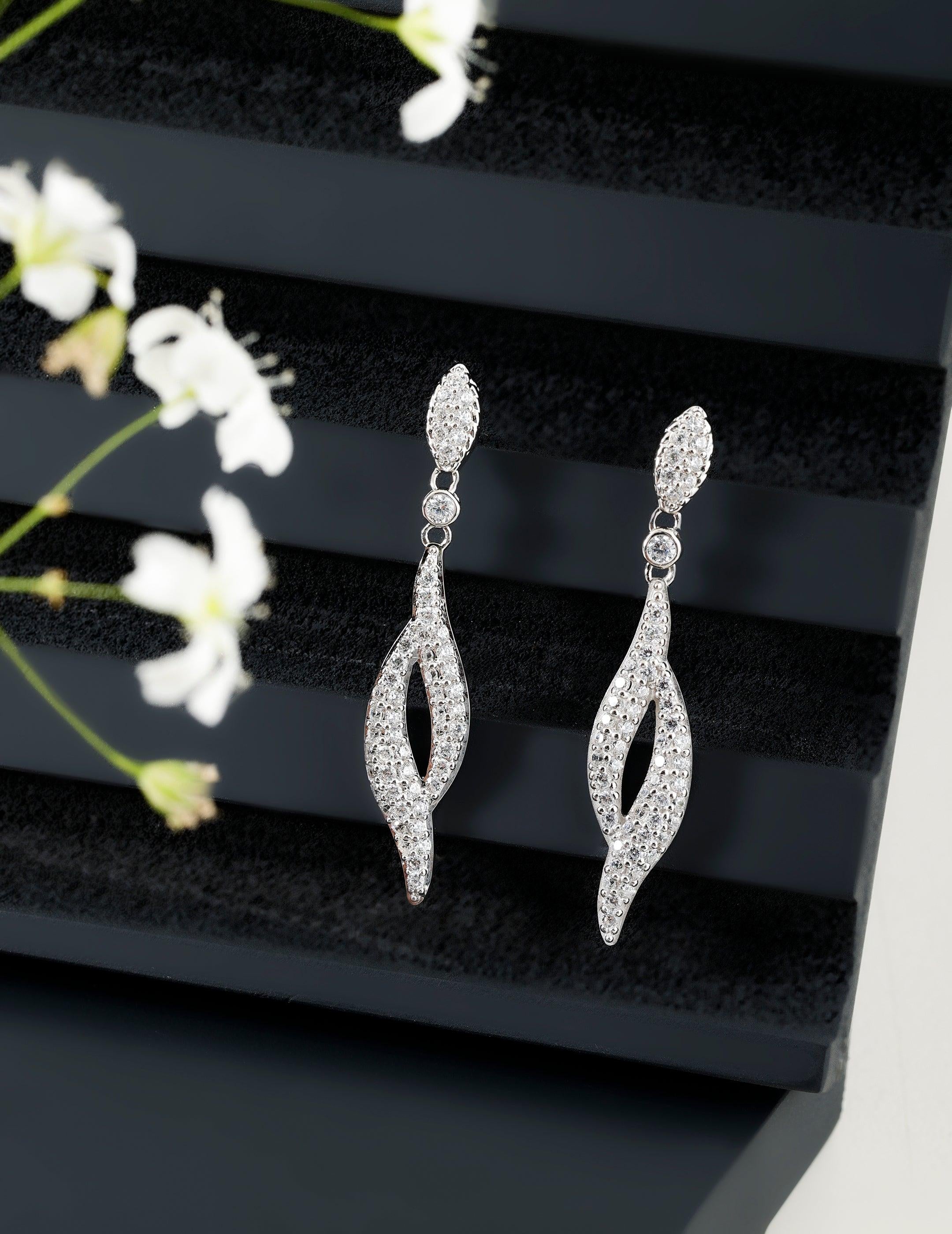 Dazzle Me Twinkling Silver Earrings - Diavo Jewels