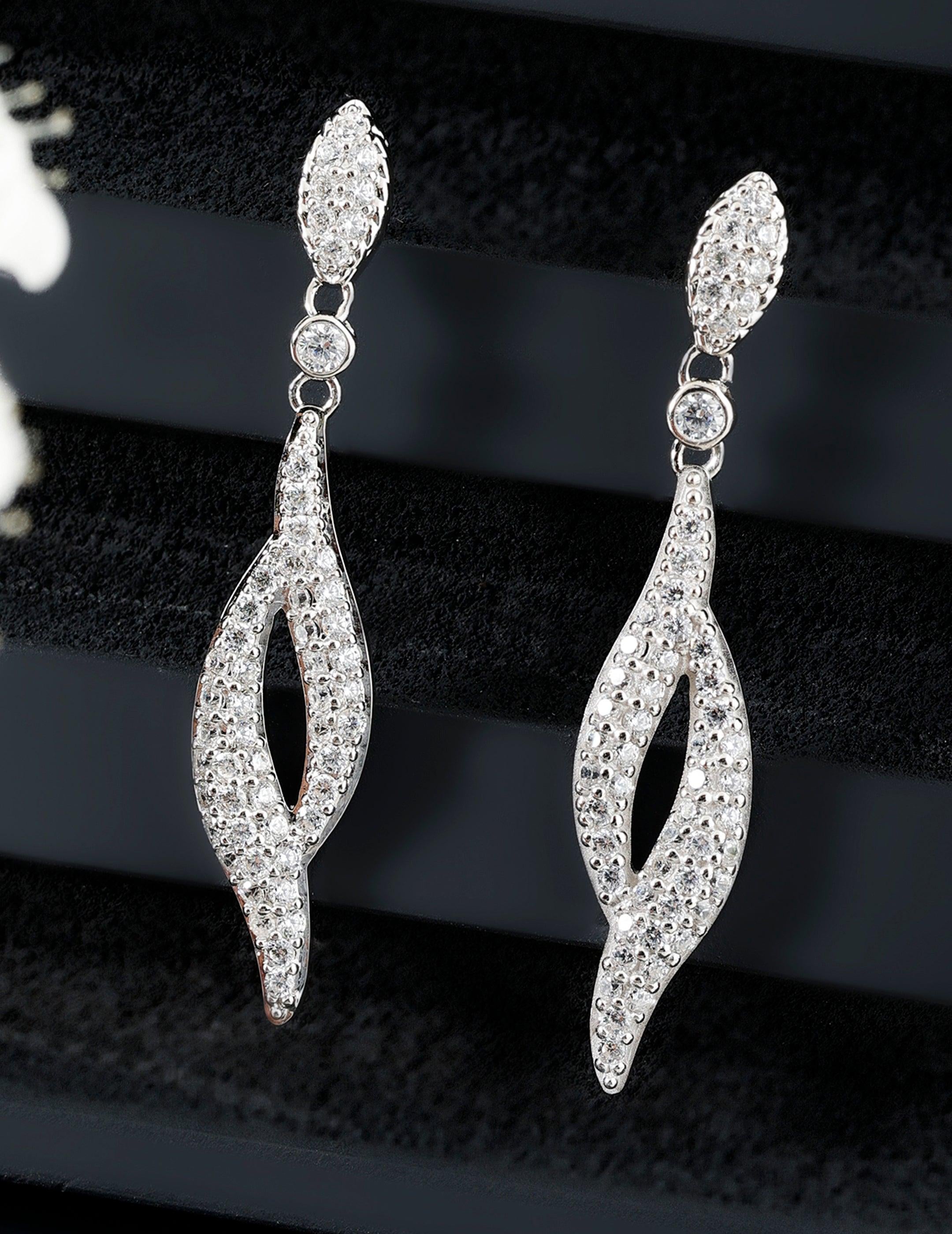 Dazzle Me Twinkling Silver Earrings - Diavo Jewels