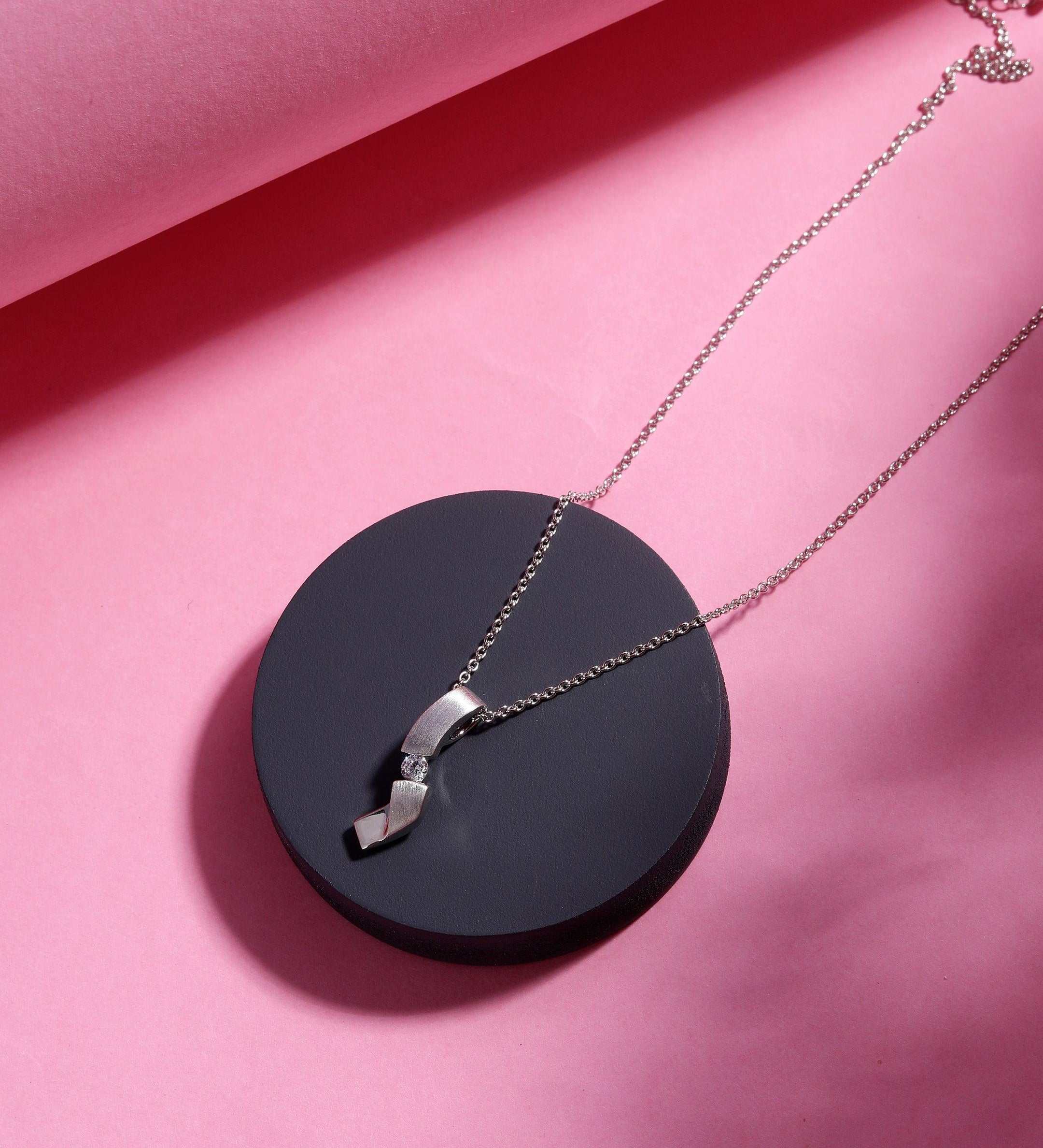 Tilted Lineage Silver Necklace - Diavo Jewels