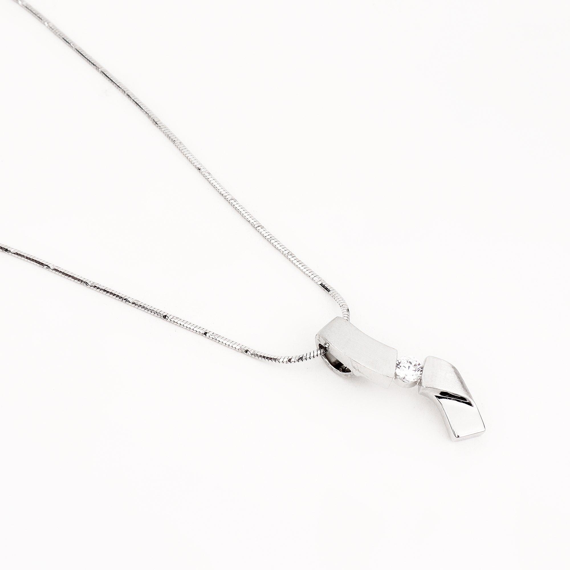 Tilted Lineage Silver Necklace - Diavo Jewels