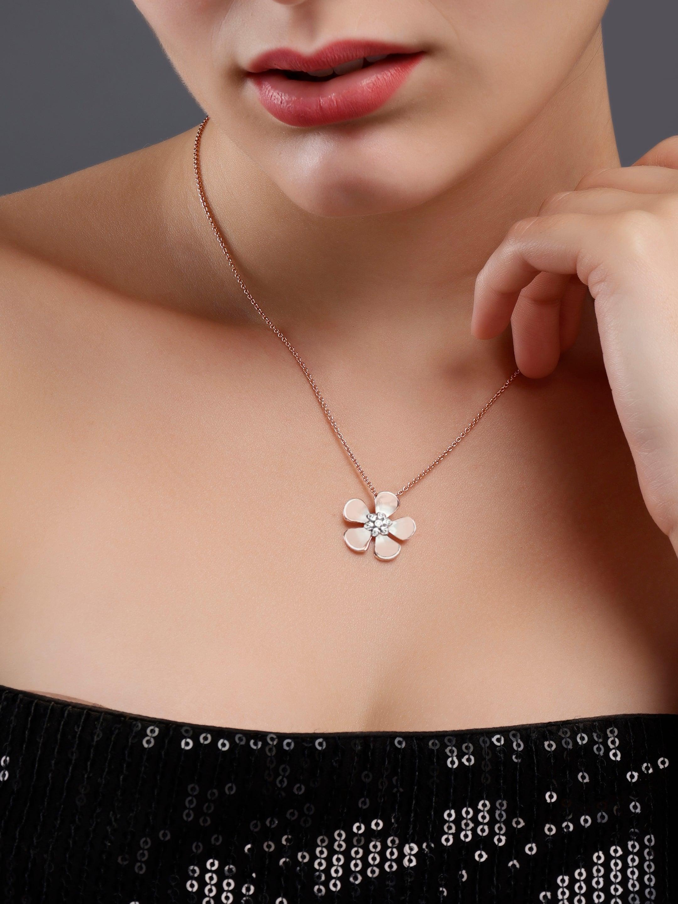 Petals of Perfection Silver Necklace - Diavo Jewels