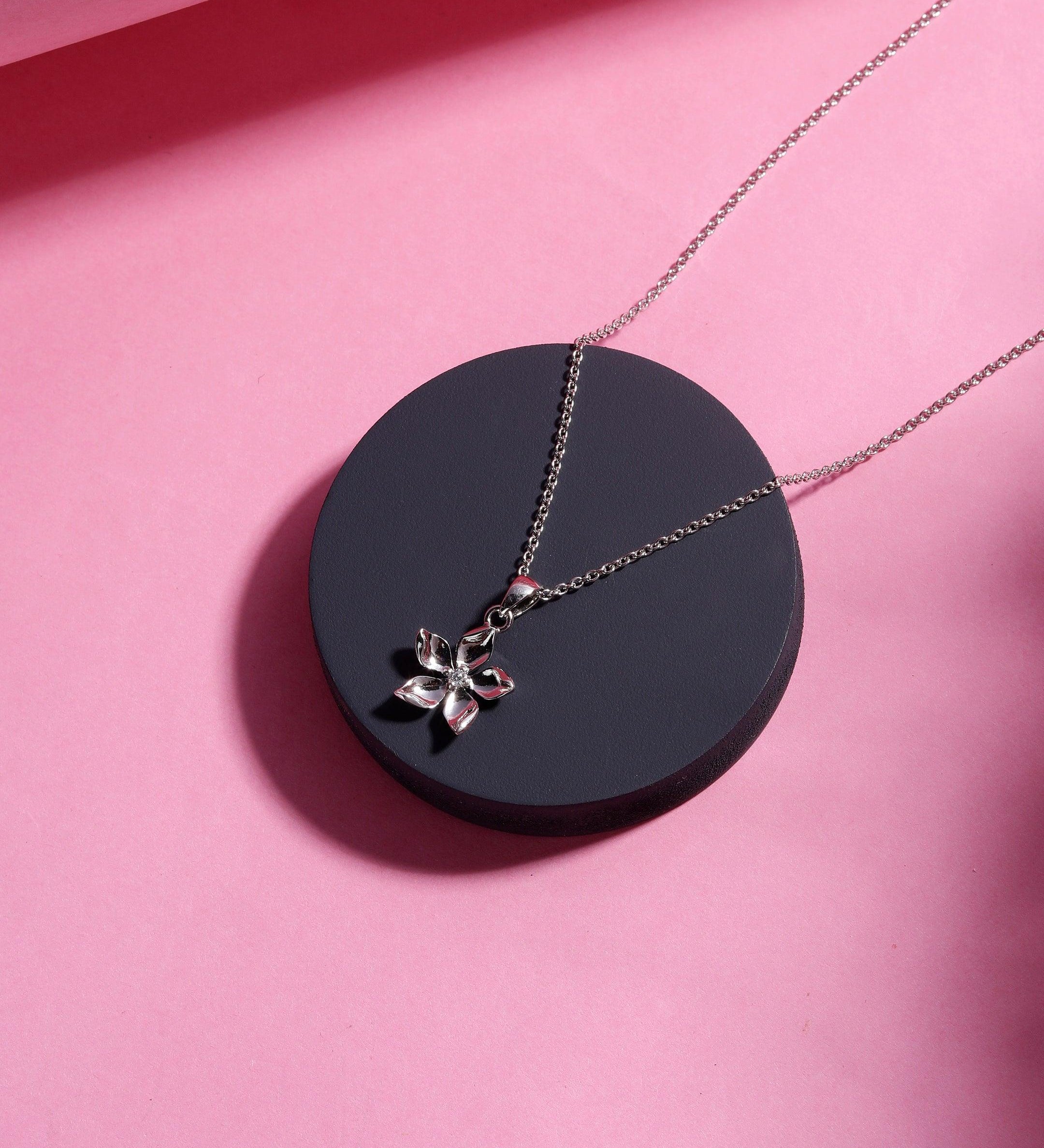 Petite Floral Silver Necklace - Diavo Jewels