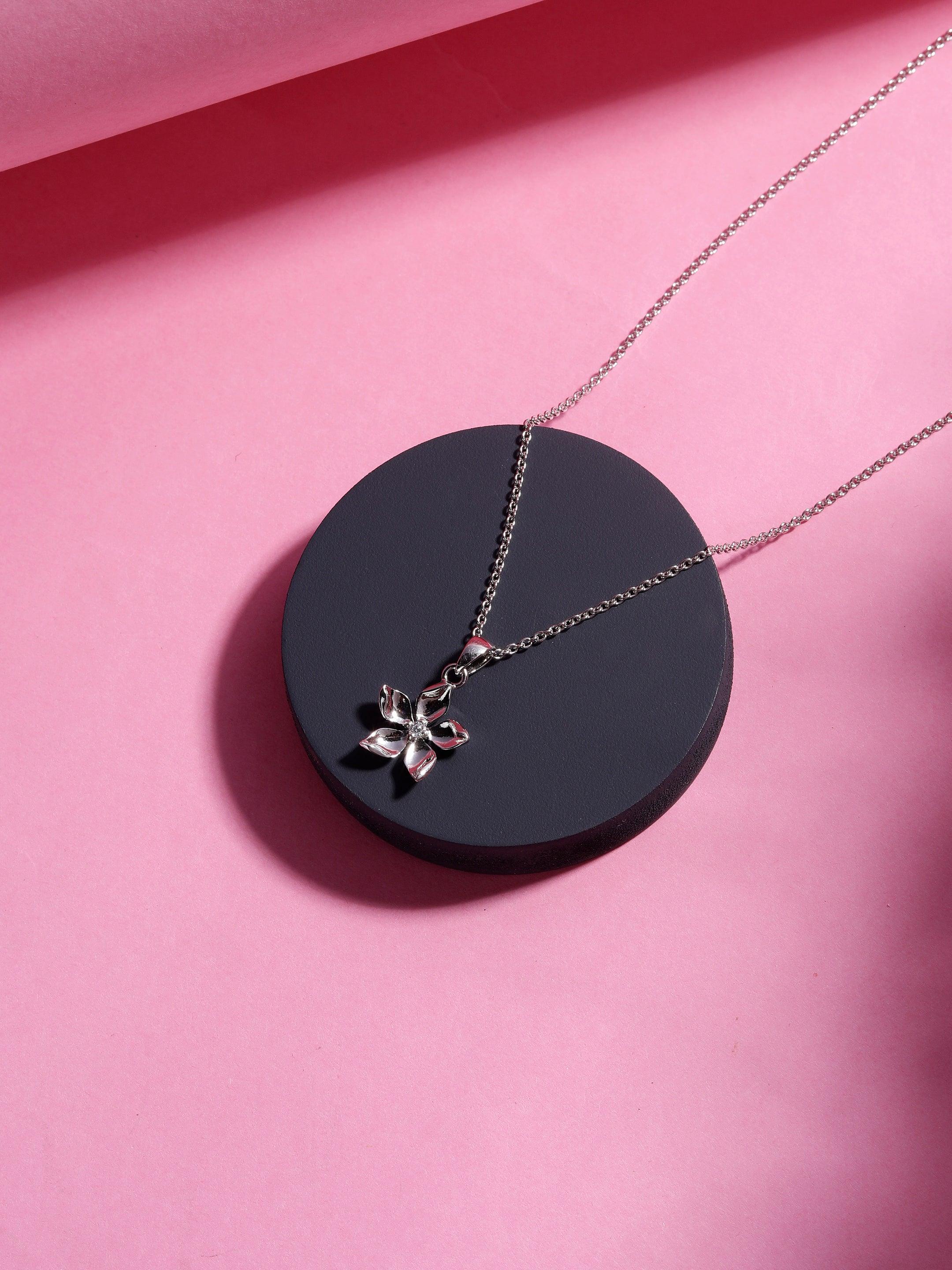 Petite Floral Silver Necklace - Diavo Jewels