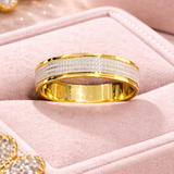 Imperial Frost Crest Gents Gold Band