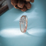 Gleaming Matrix Lattice Diamond Ring