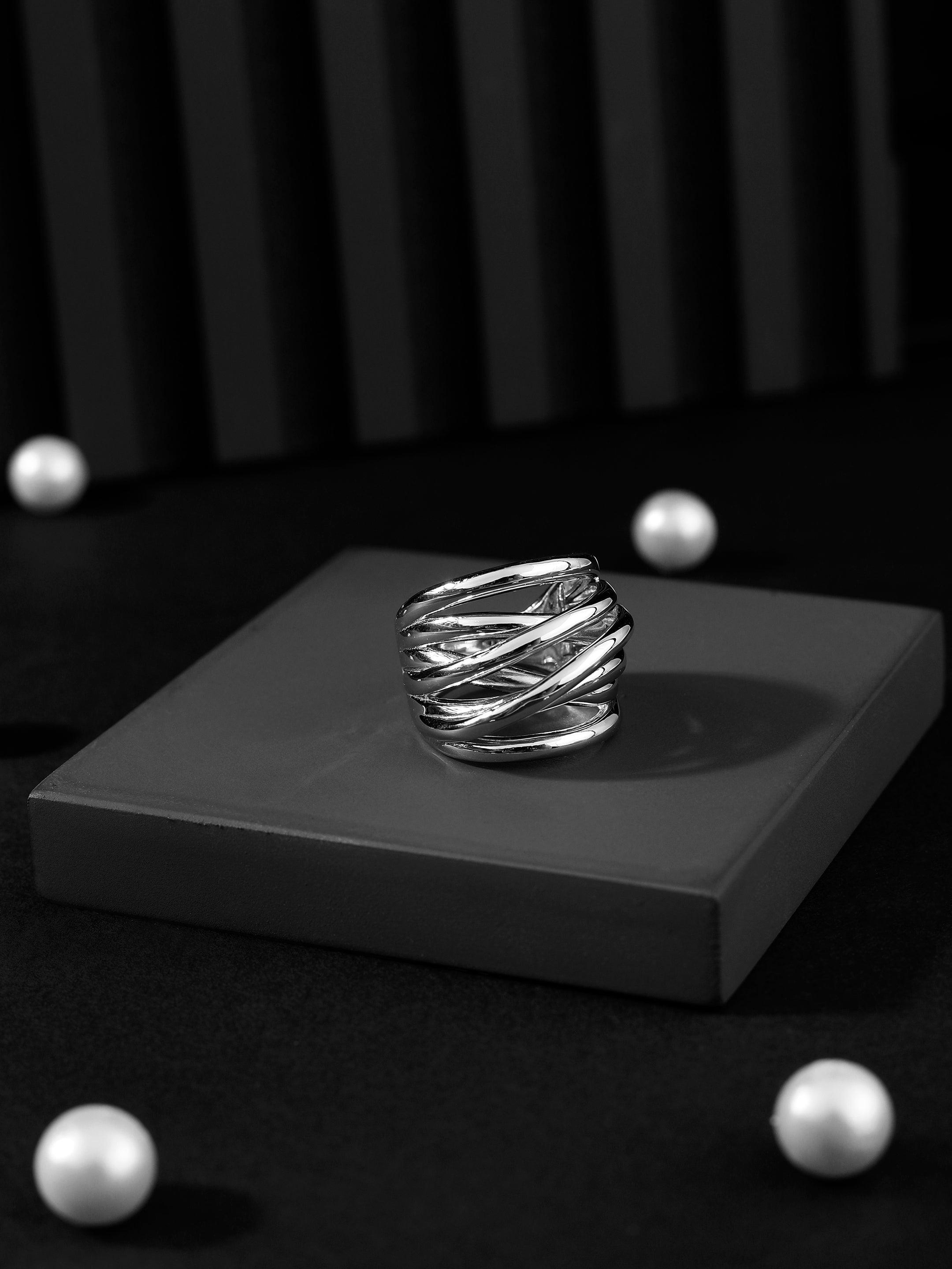 Sleek Silver Interlace Layered Ring - Diavo Jewels