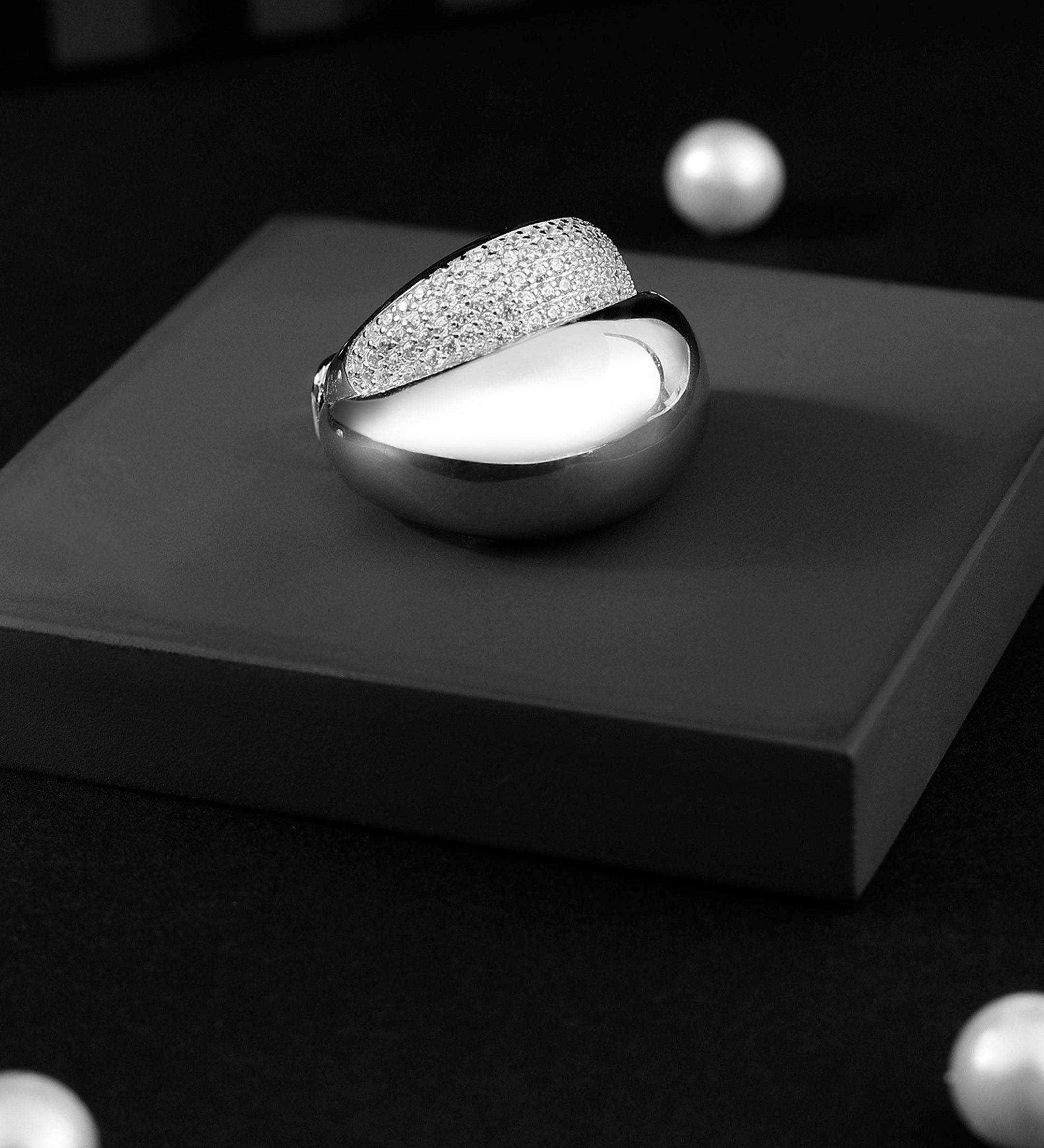 Zirconia Halo Silver Ring - Diavo Jewels