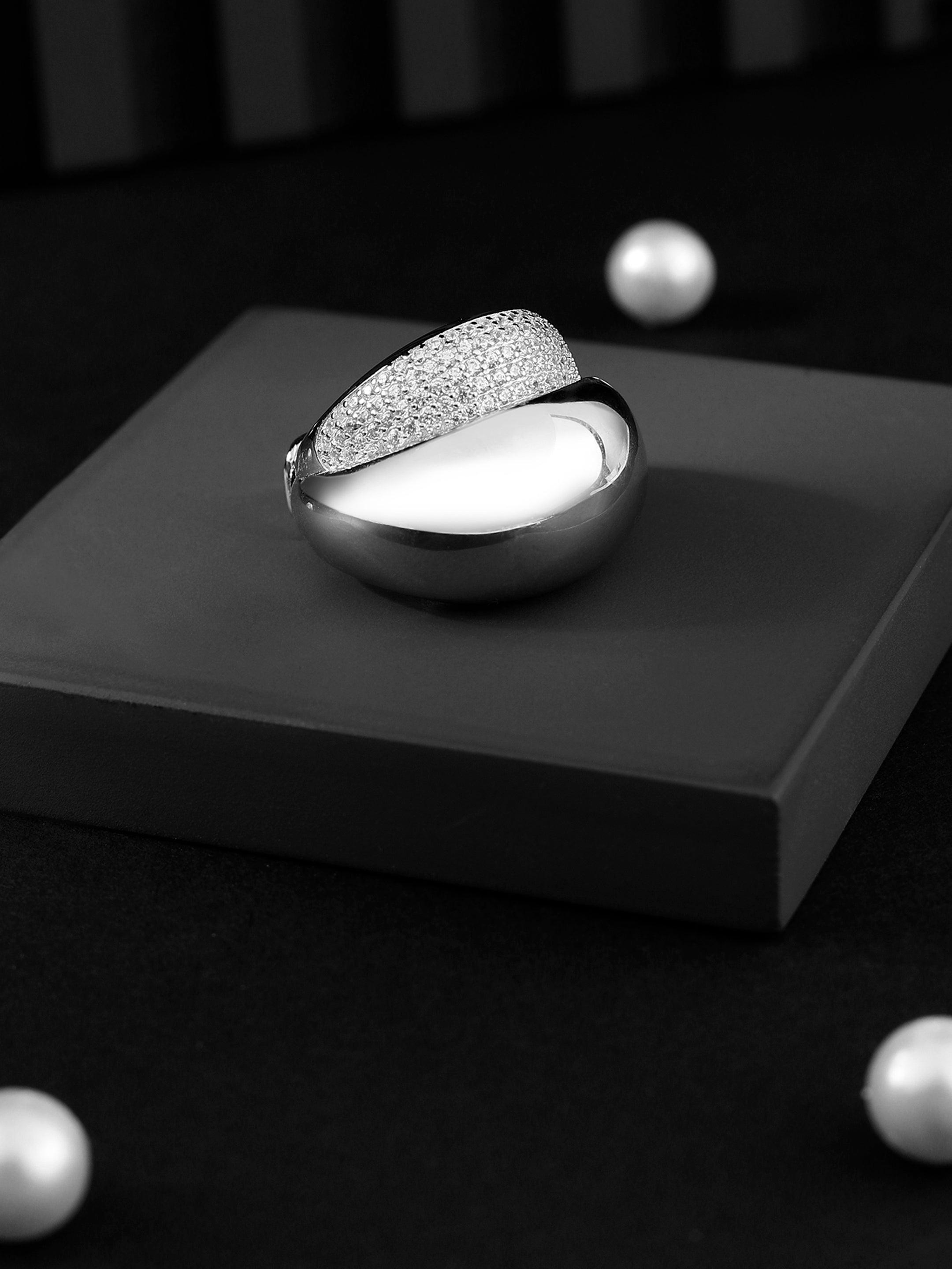 Zirconia Halo Silver Ring - Diavo Jewels