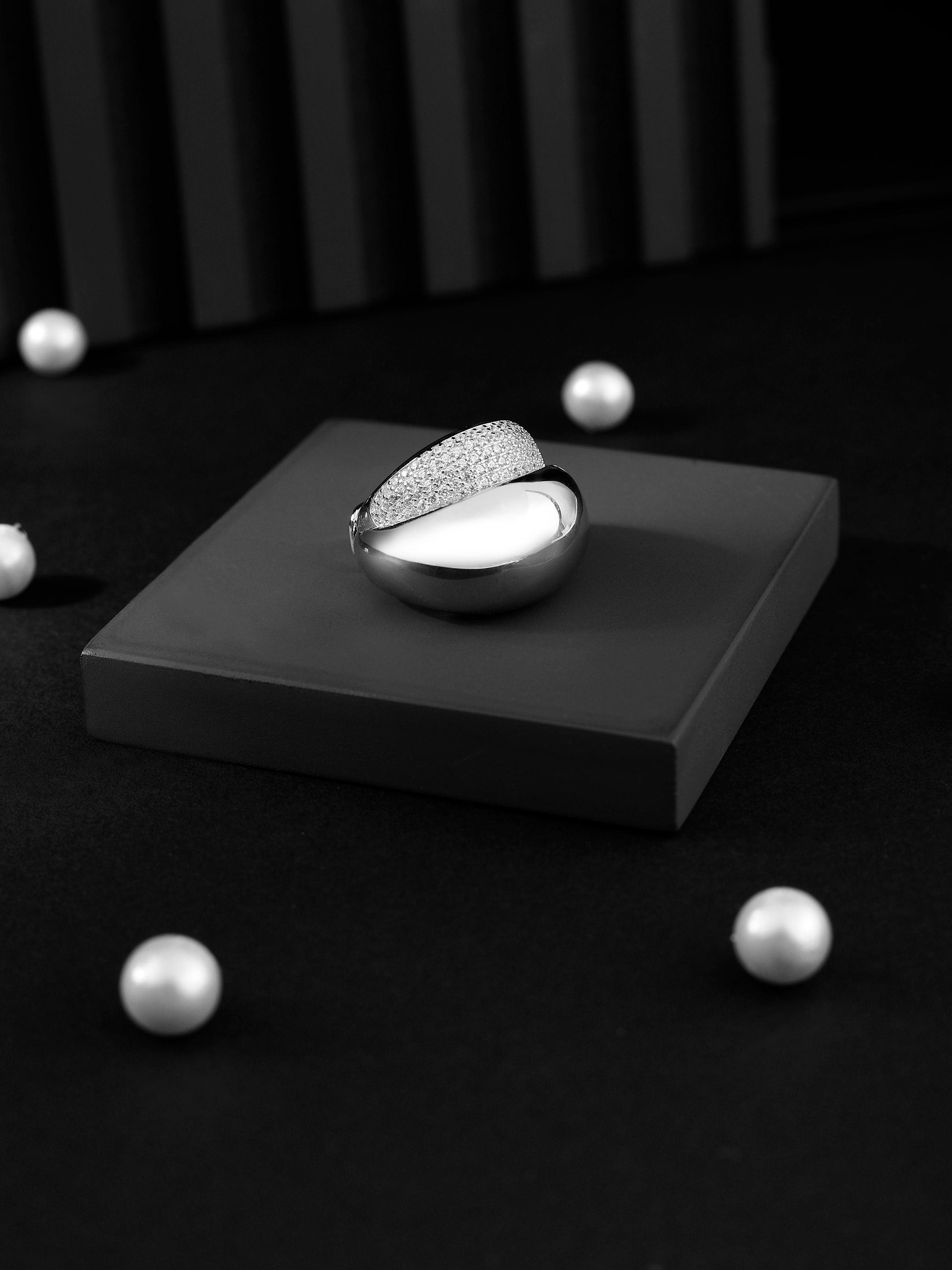 Zirconia Halo Silver Ring - Diavo Jewels