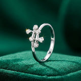 Bloom Petite Diamond Ring