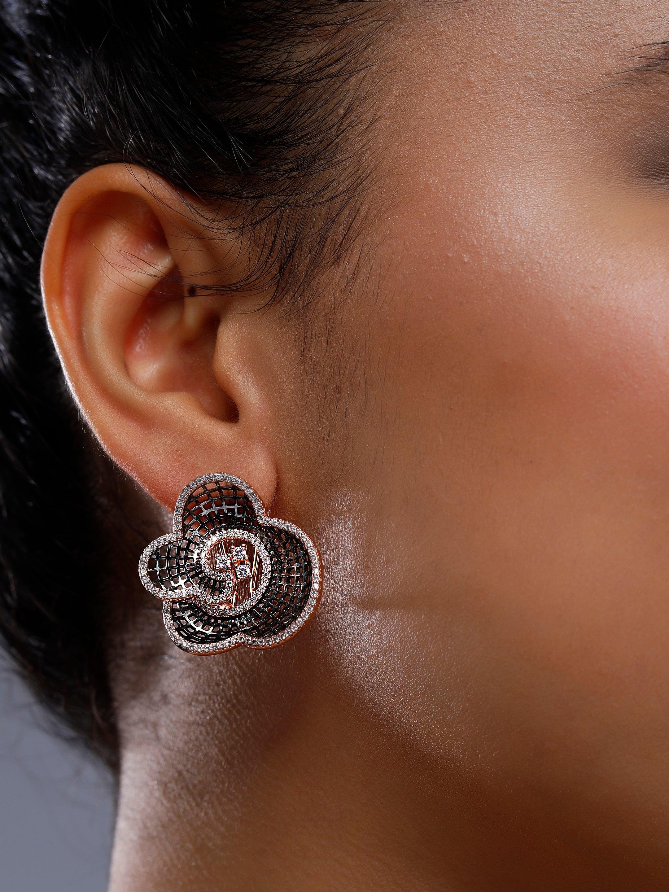 Ravishing Fleur-de-Nuit Earrings - Diavo Jewels