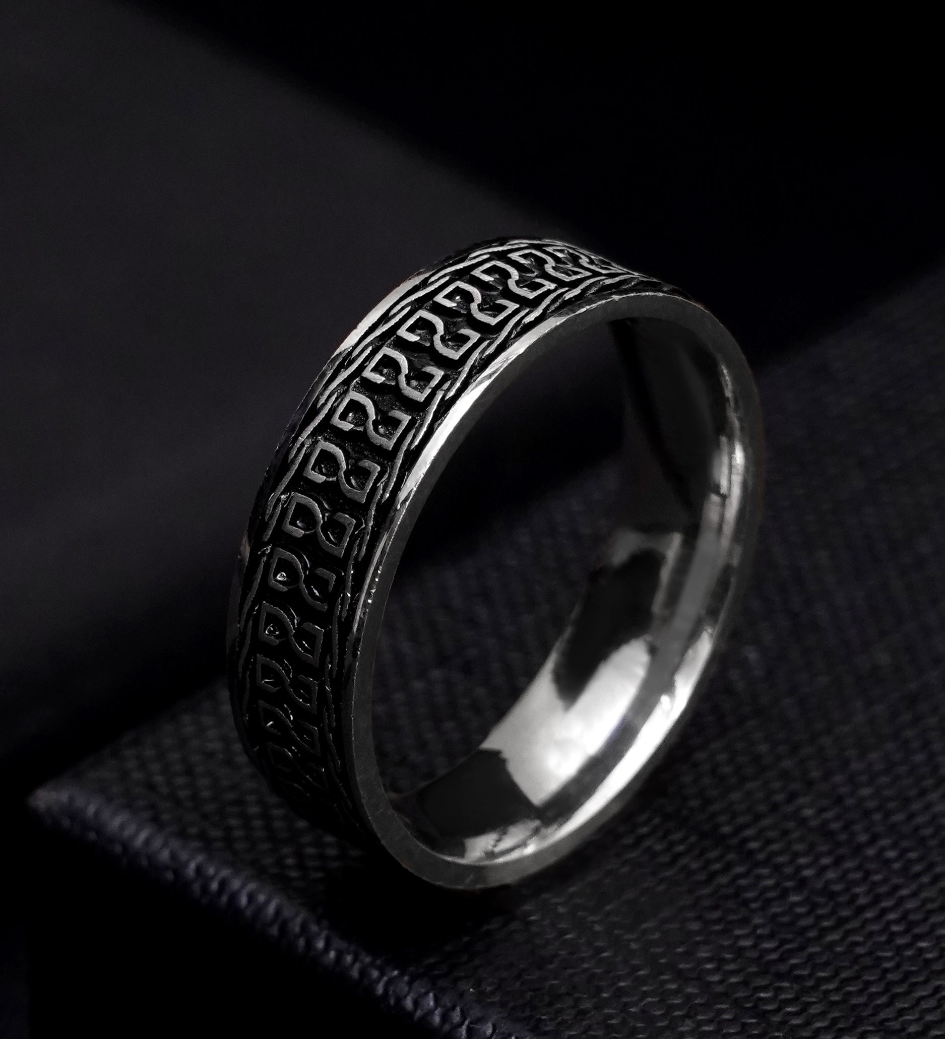 Zenith Cirque Men's Silver Ring