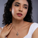Majestic Heart of the Kingdom Necklace - Diavo Jewels
