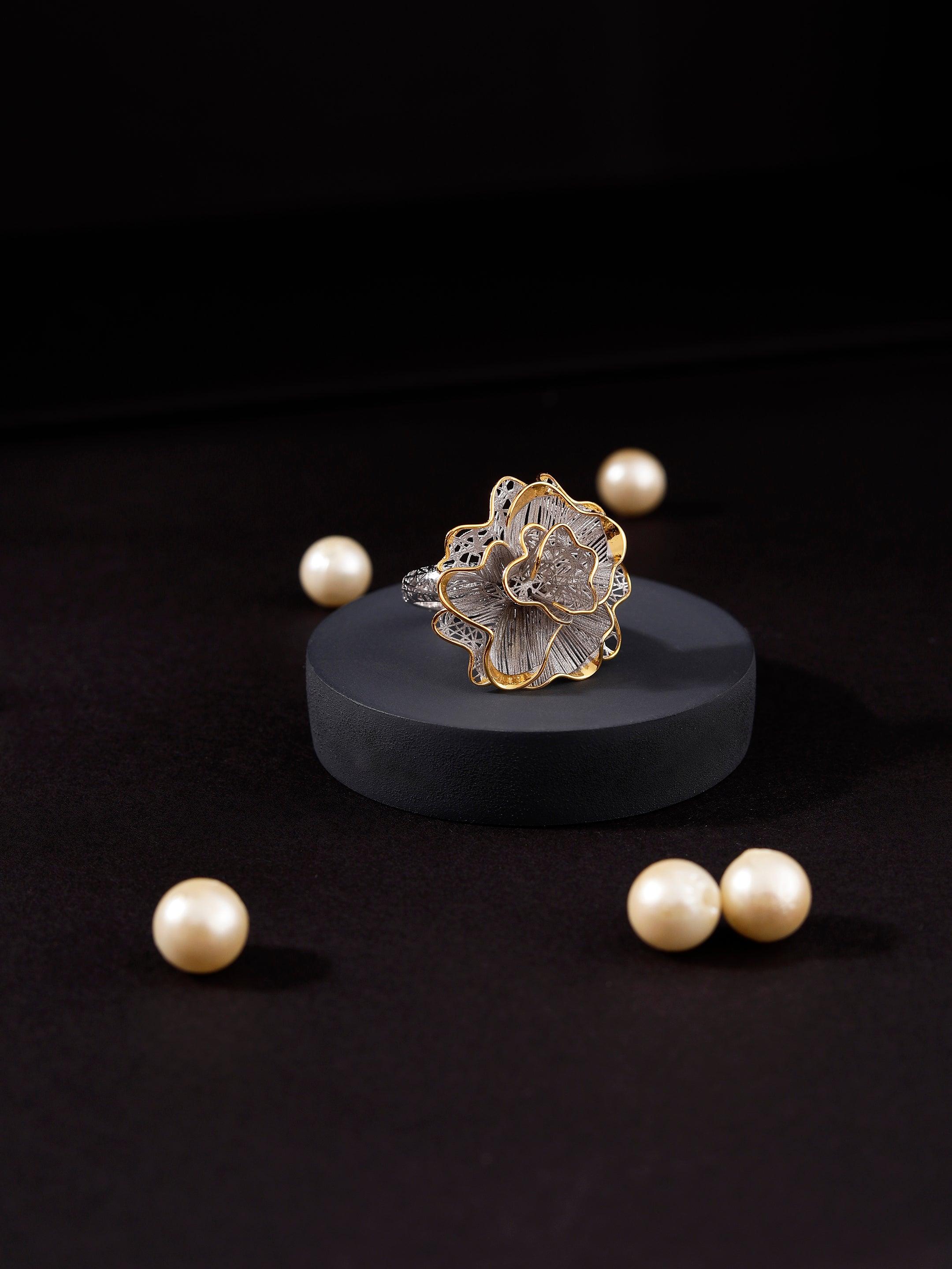Gilded Filigree Floral Silver Ring - Diavo Jewels