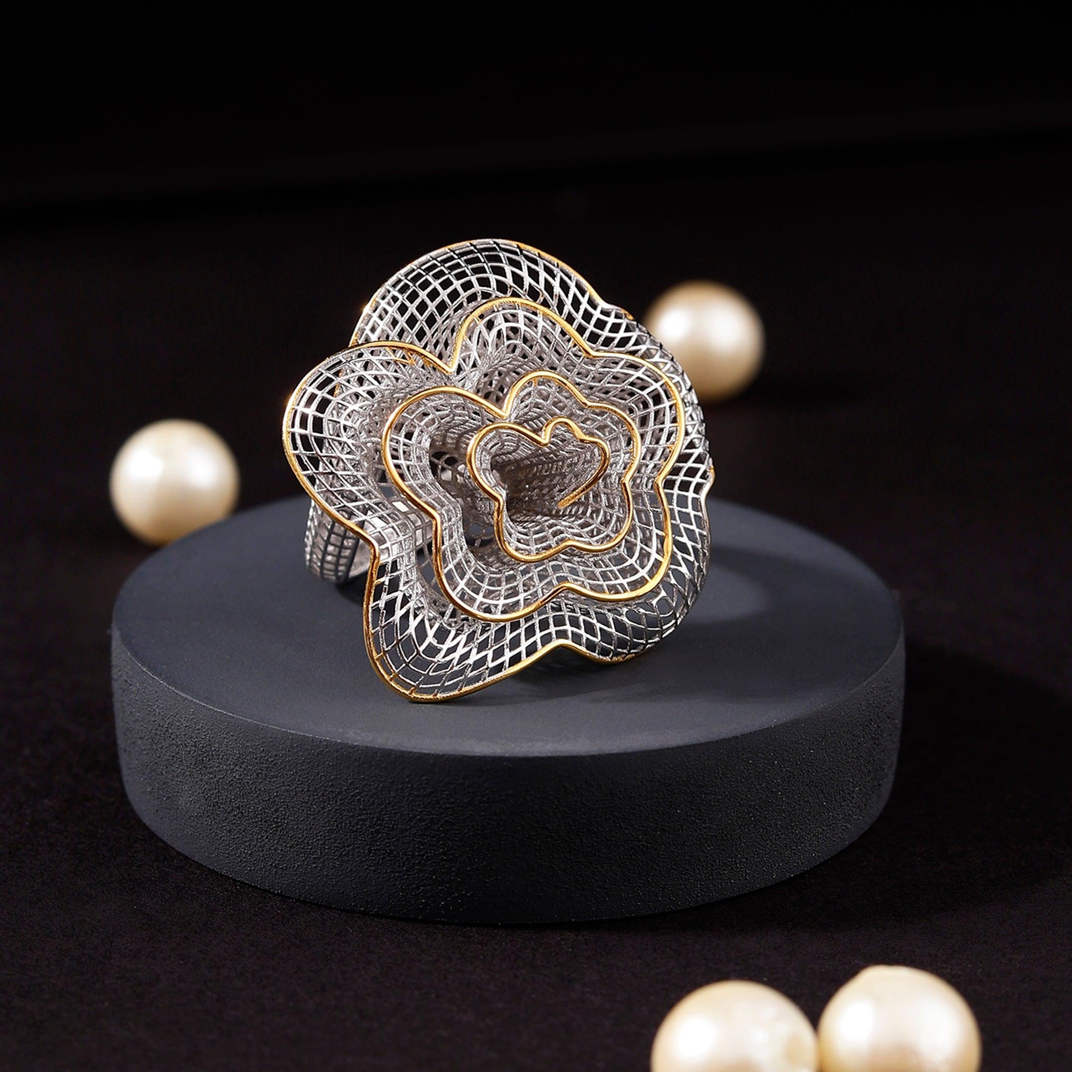 Filigree Floral Delight Silver Ring with Dual Tones - Diavo Jewels