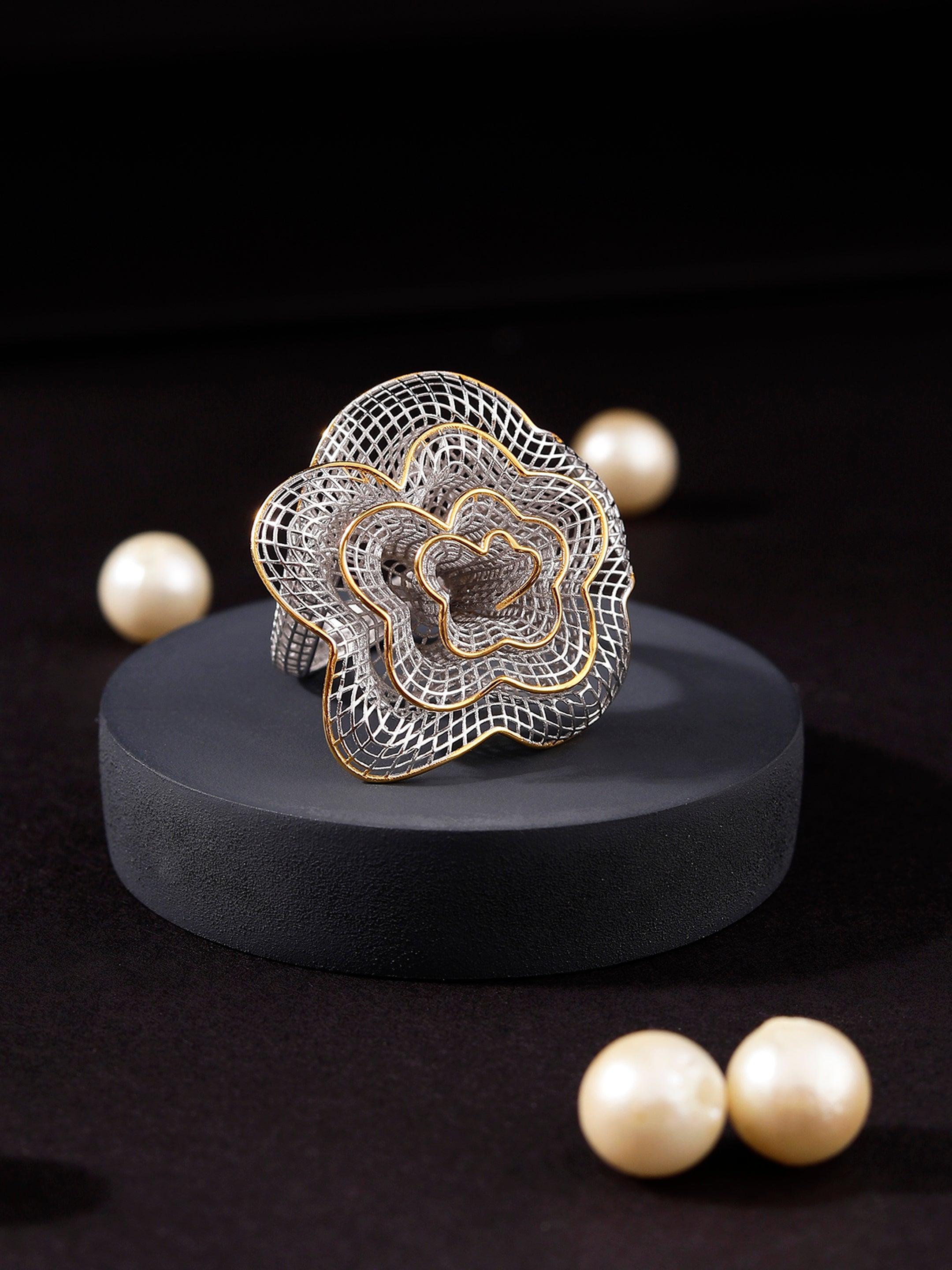 Filigree Floral Delight Silver Ring with Dual Tones - Diavo Jewels