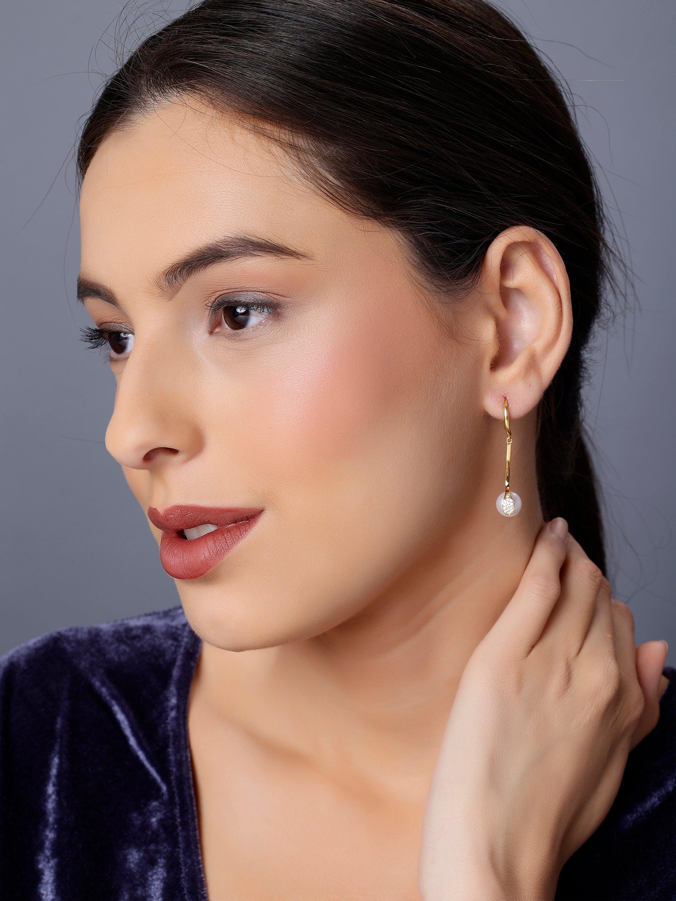 Luminous Descent 925 Silver Earrings - Diavo Jewels