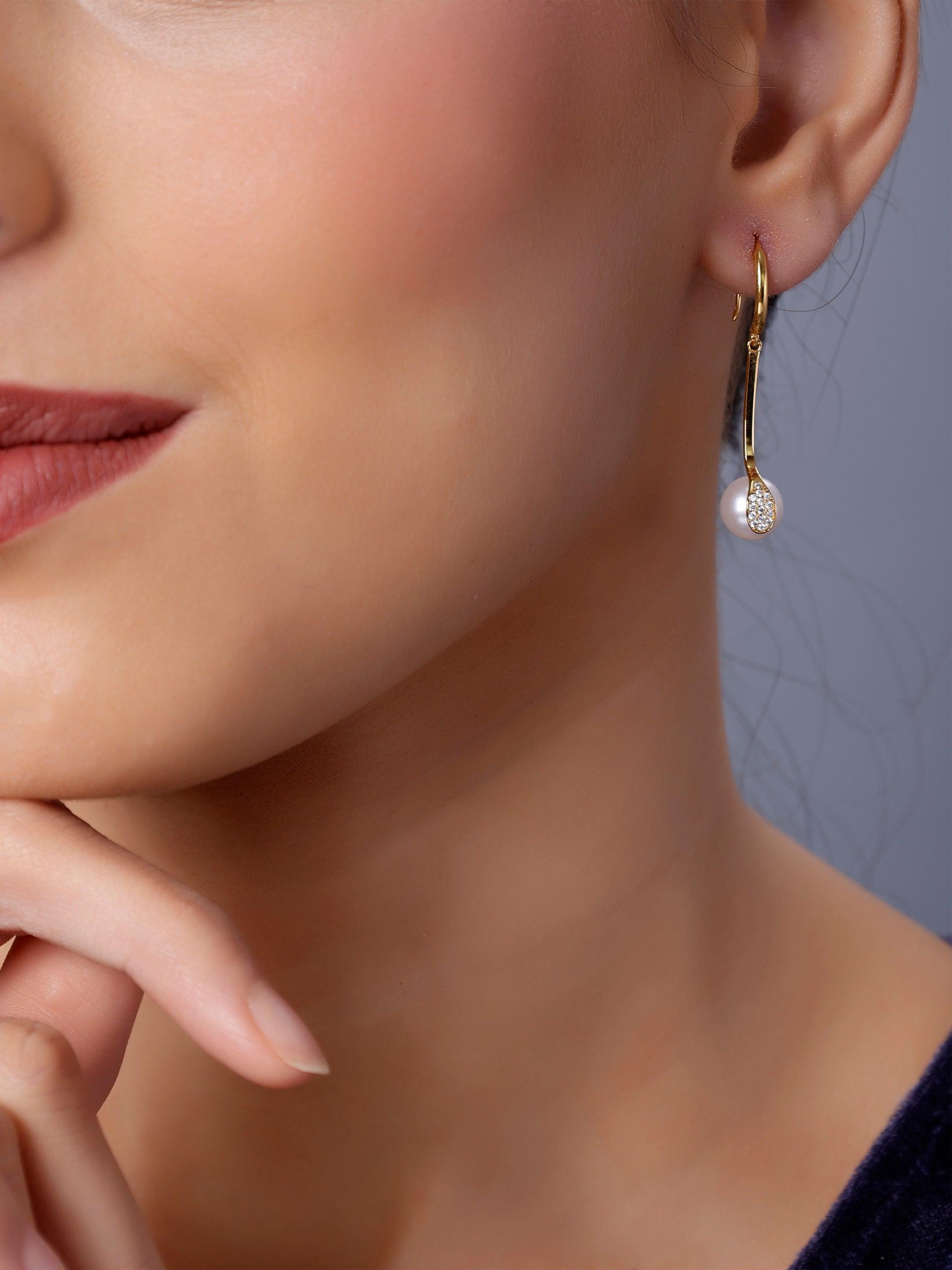 Luminous Descent 925 Silver Earrings - Diavo Jewels