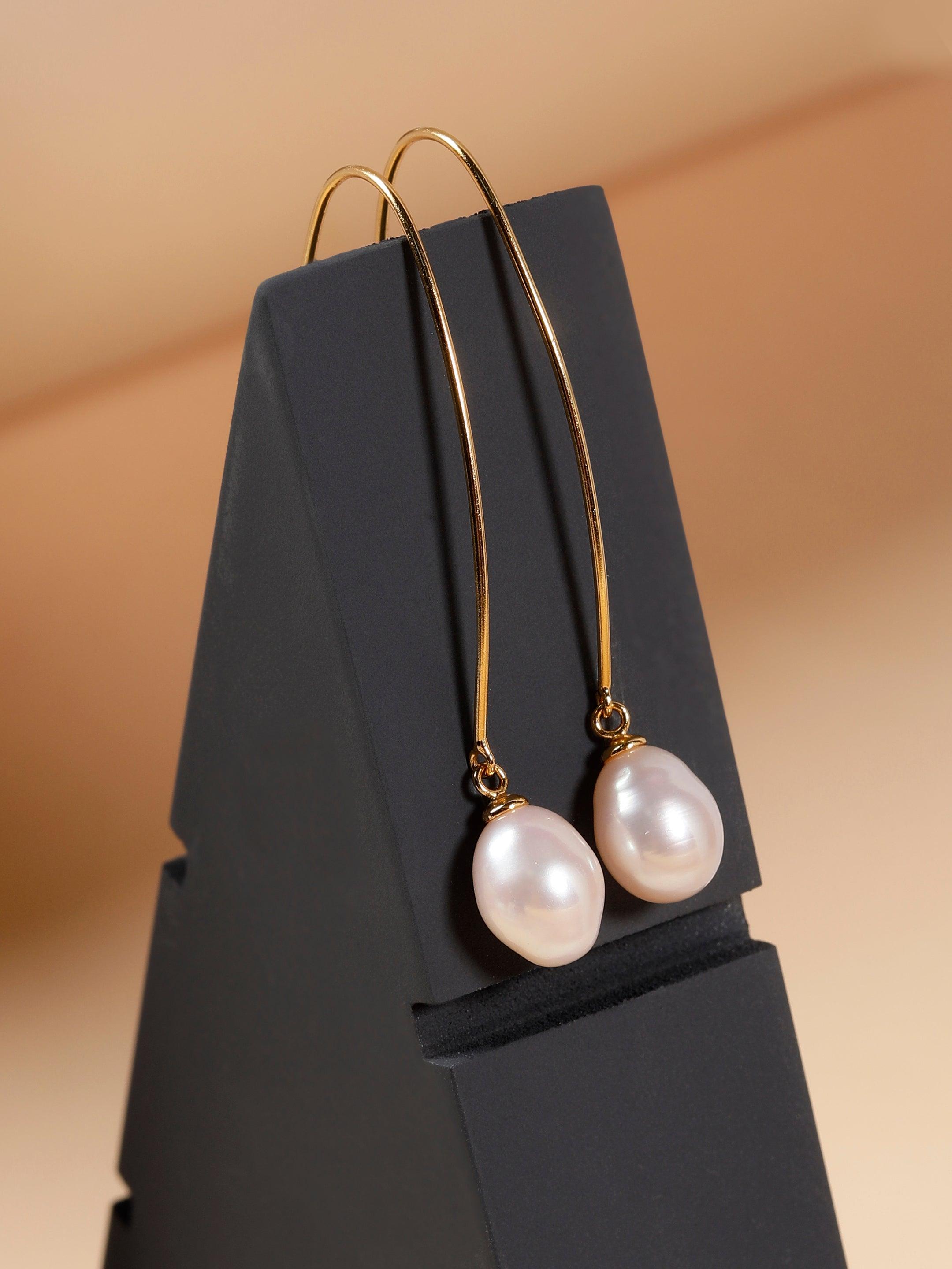 Silver Streamline Long 925 Silver Earrings with Flowing Freshwater Pearl - Diavo Jewels
