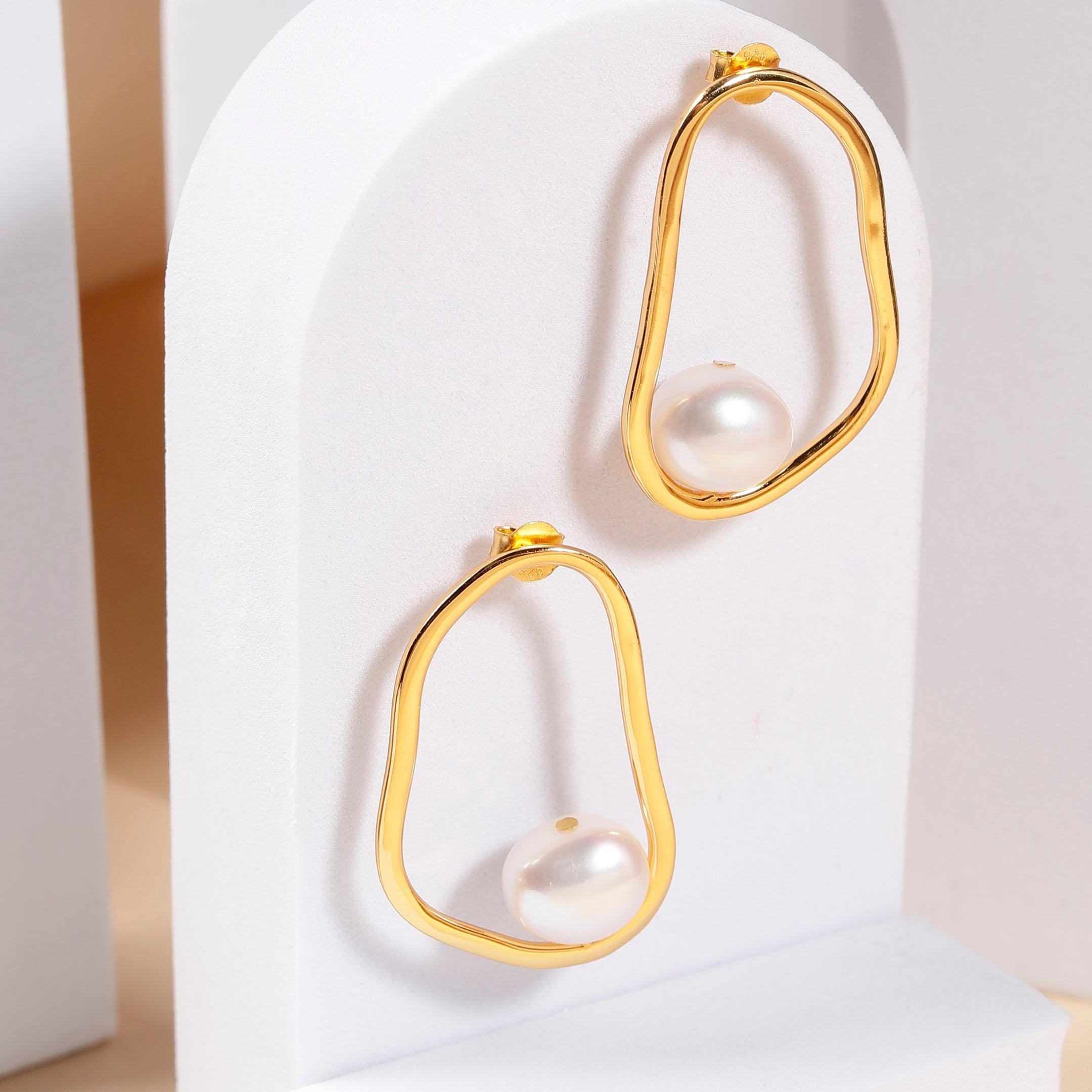 Ethereal Pearl Sculpture Silver Earrings - Diavo Jewels