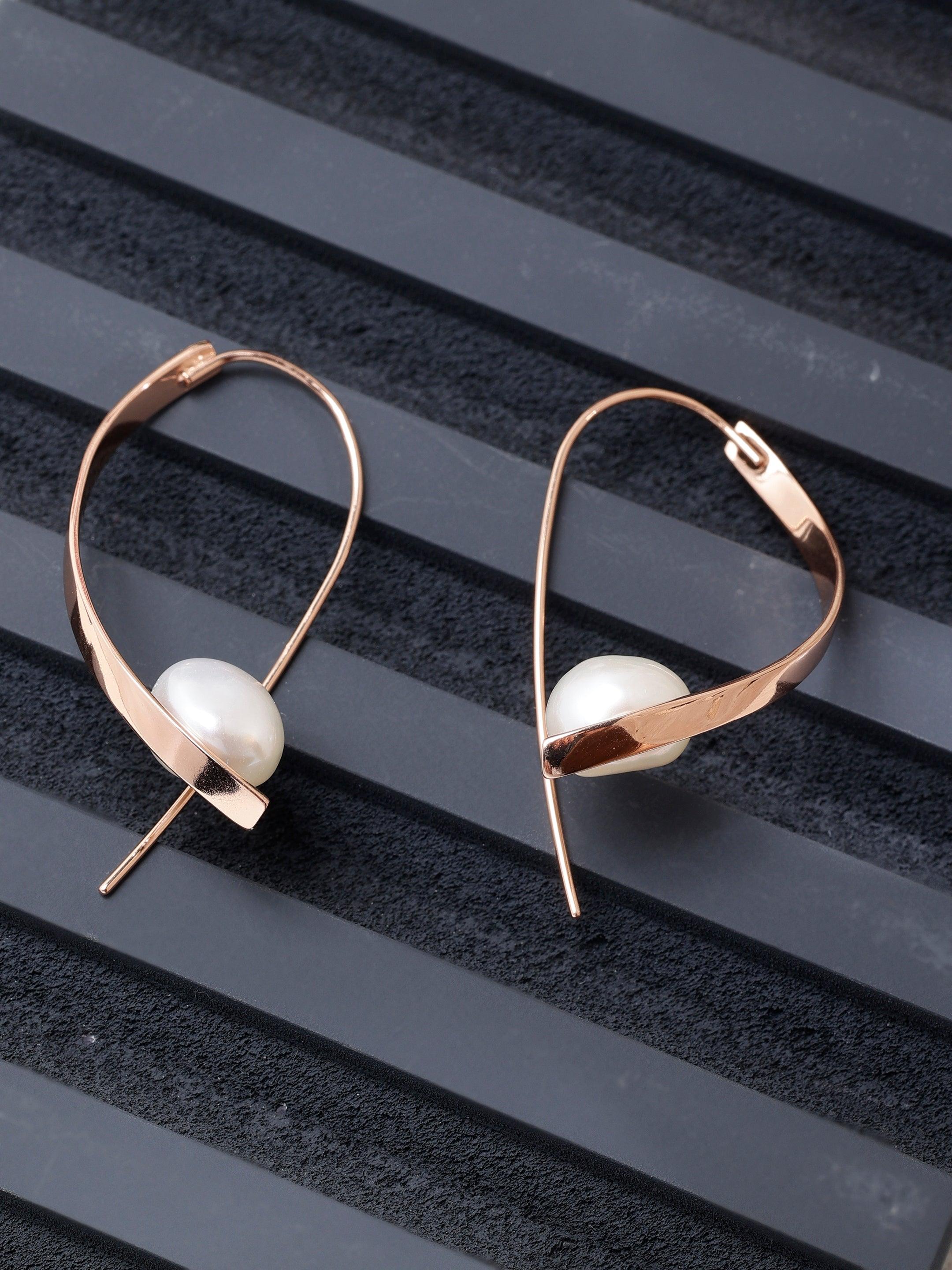 Luminous Cursive 925 Silver Earrings - Diavo Jewels