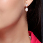 Sparkling Floral Pearl Silver Earrings - Diavo Jewels