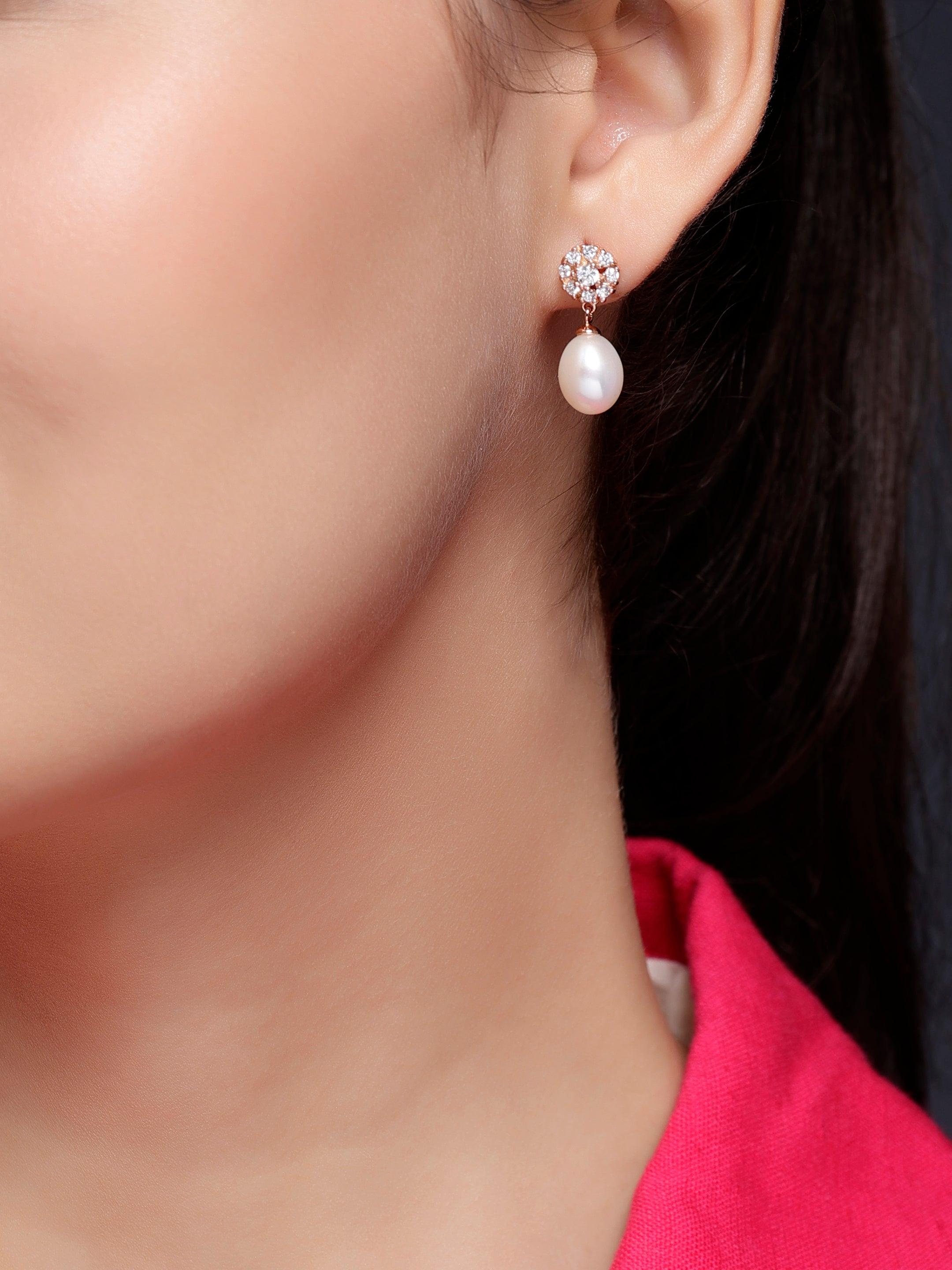 Sparkling Floral Pearl Silver Earrings - Diavo Jewels
